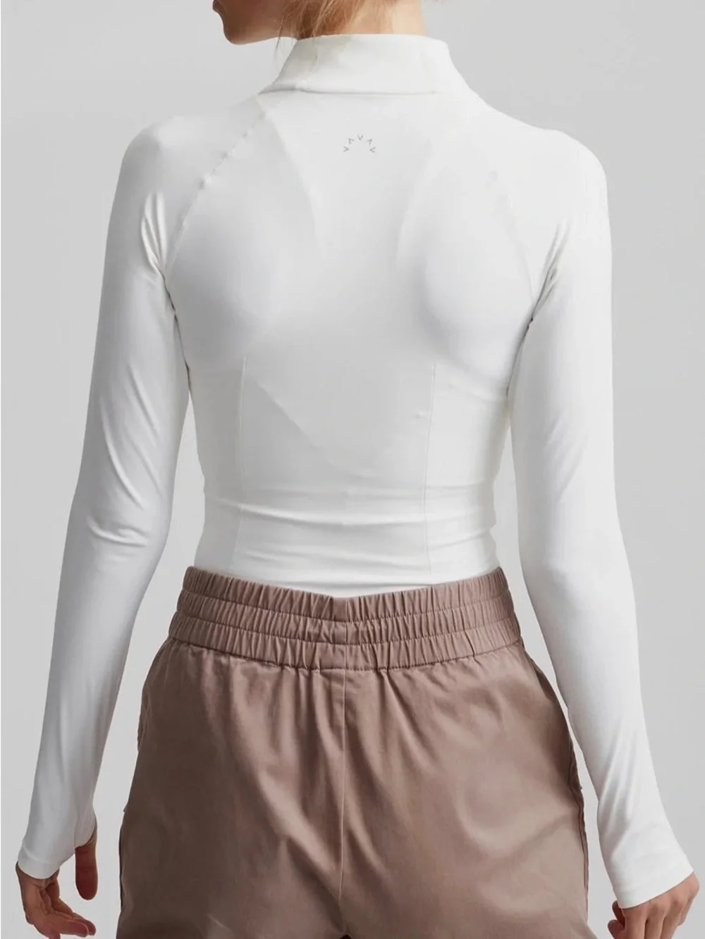 Varley Helena Mid Layer White Half Zip Performance Top Size S - Picture 3 of 10